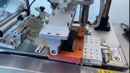 C-TM-105单工位自动贴膜机视频